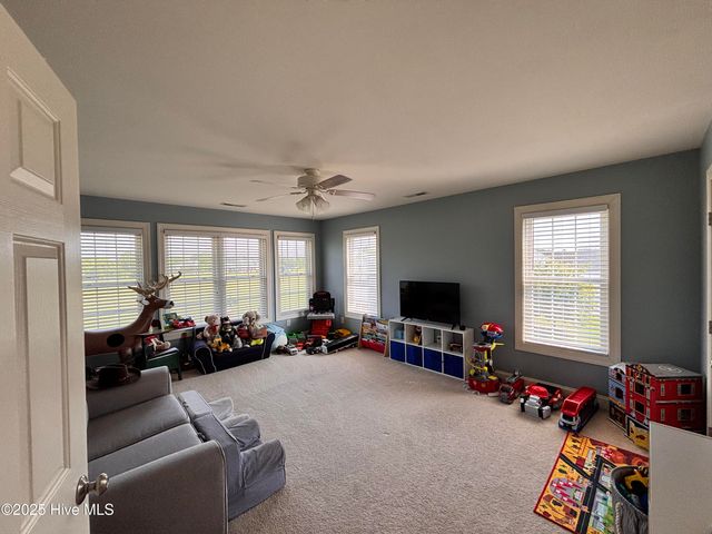 1604 Timberlake Drive, Clinton, NC 28328