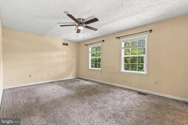 9046 NAYGALL RD, Baltimore, MD 21234