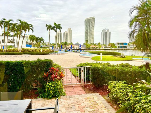 19101 Mystic Pointe Dr 111, Aventura, FL 33180