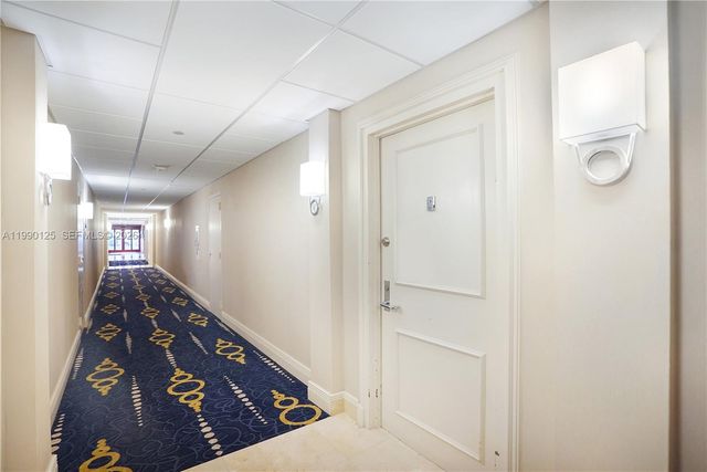 19101 Mystic Pointe Dr 111, Aventura, FL 33180