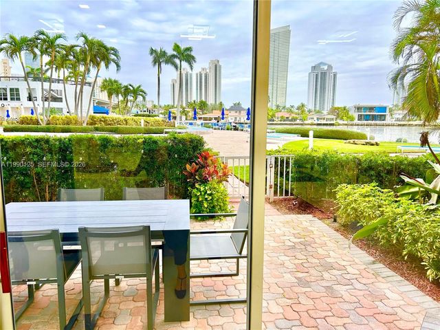 19101 Mystic Pointe Dr 111, Aventura, FL 33180