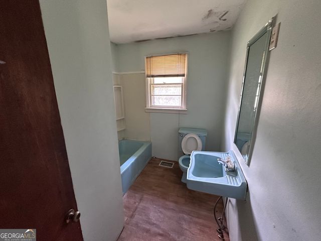 1621 Parker Drive NE, Conyers, GA 30012