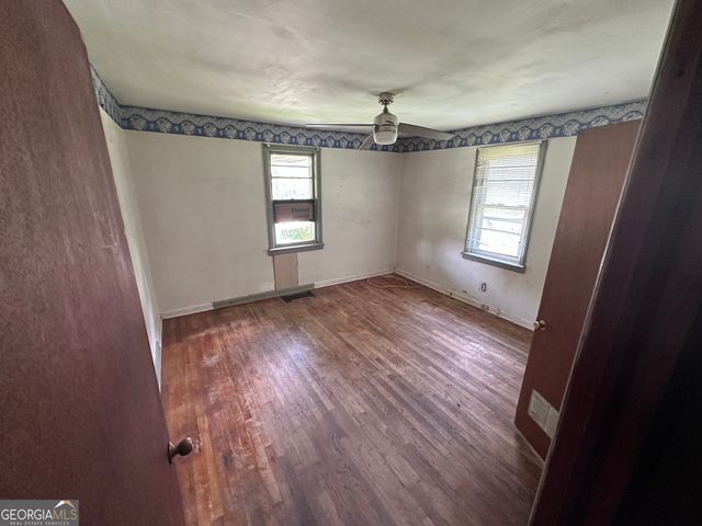 1621 Parker Drive NE, Conyers, GA 30012