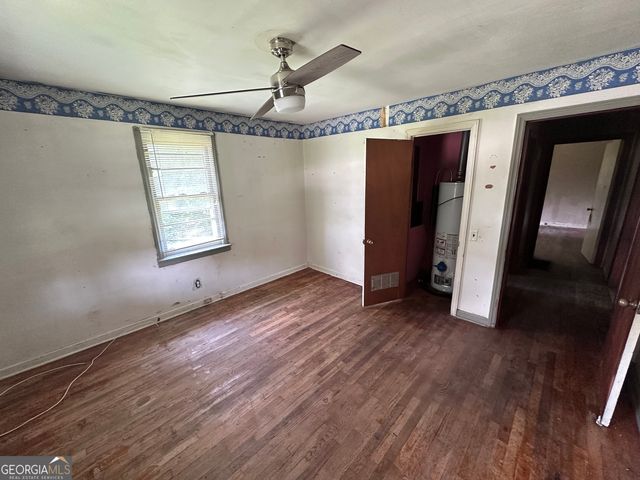 1621 Parker Drive NE, Conyers, GA 30012
