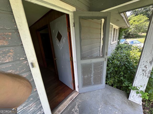 1621 Parker Drive NE, Conyers, GA 30012