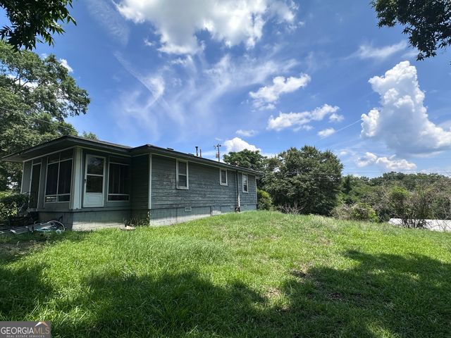 1621 Parker Drive NE, Conyers, GA 30012