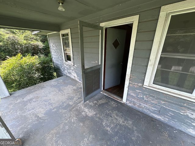 1621 Parker Drive NE, Conyers, GA 30012