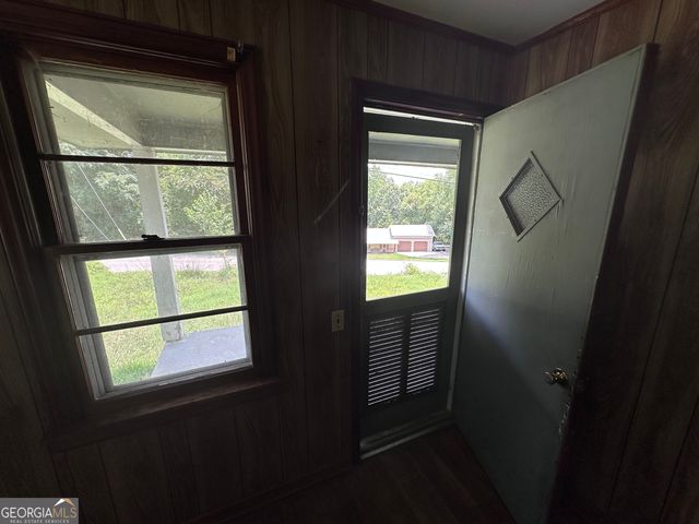 1621 Parker Drive NE, Conyers, GA 30012
