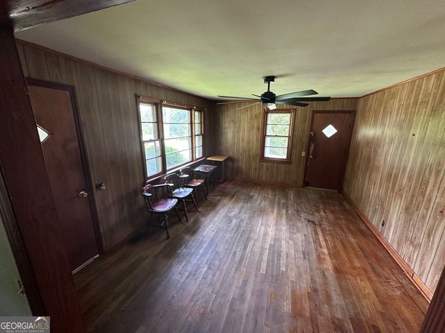 1621 Parker Drive NE, Conyers, GA 30012