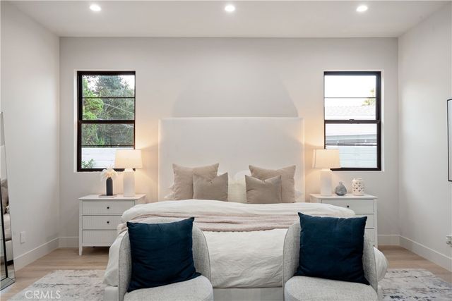 18023 Tiara, Encino, CA 91316
