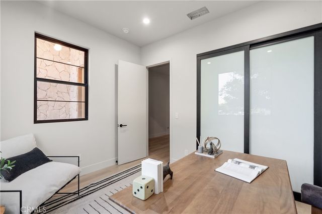 18023 Tiara, Encino, CA 91316