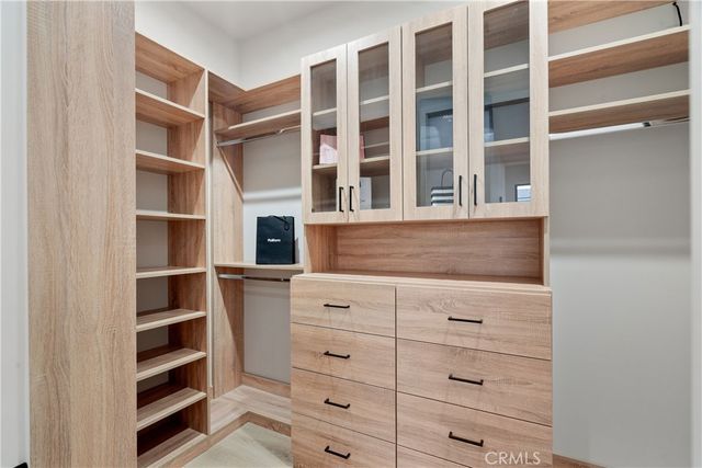 18023 Tiara, Encino, CA 91316