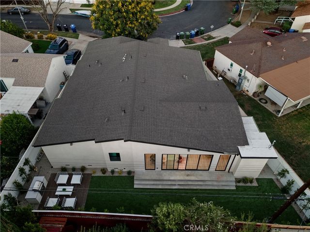18023 Tiara, Encino, CA 91316