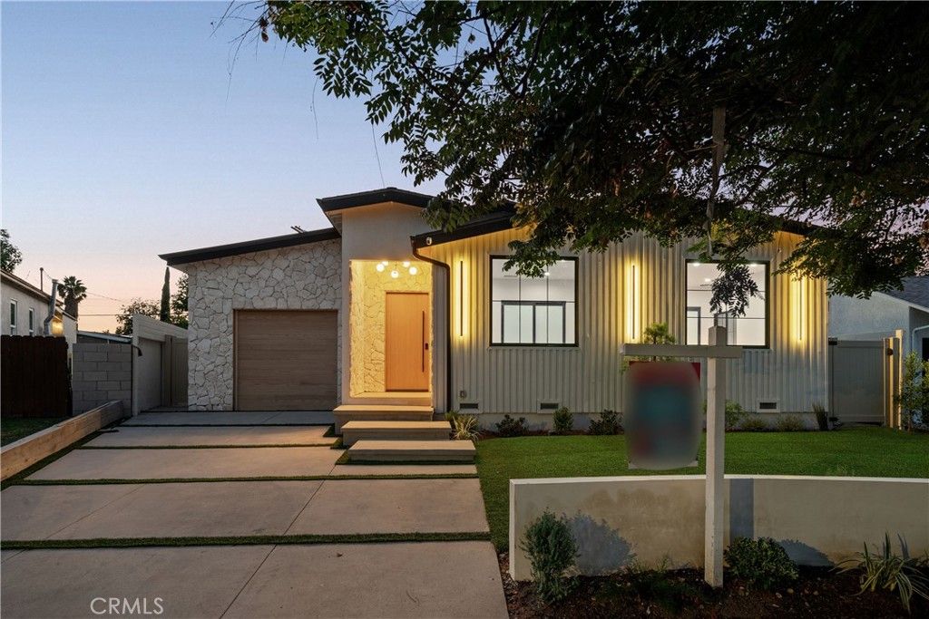 18023 Tiara, Encino, CA 91316
