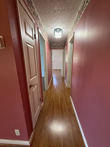 2119 Stevens Dr, Westmoreland, TN 37186