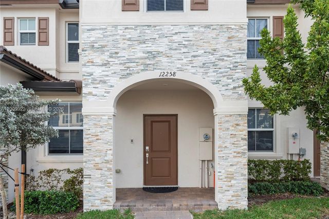 12258 NW 24th Pl, Miami, FL 33167
