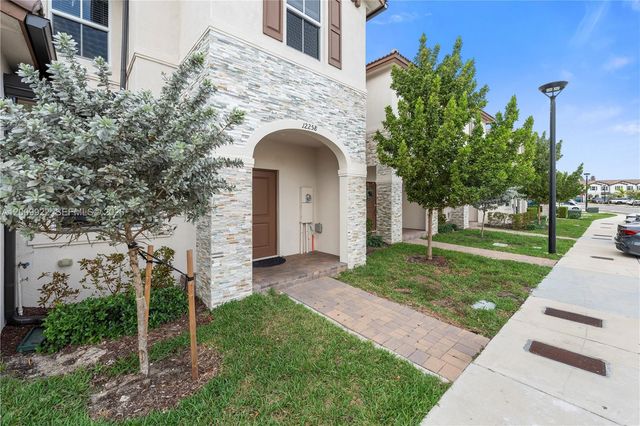 12258 NW 24th Pl, Miami, FL 33167