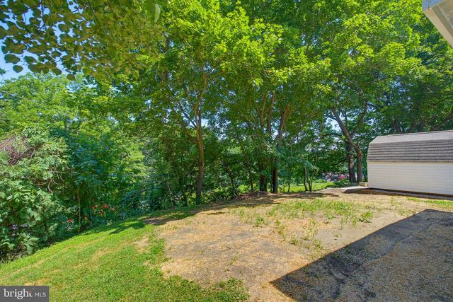 100 FAWN CIRCLE DR, Windsor, PA 17366