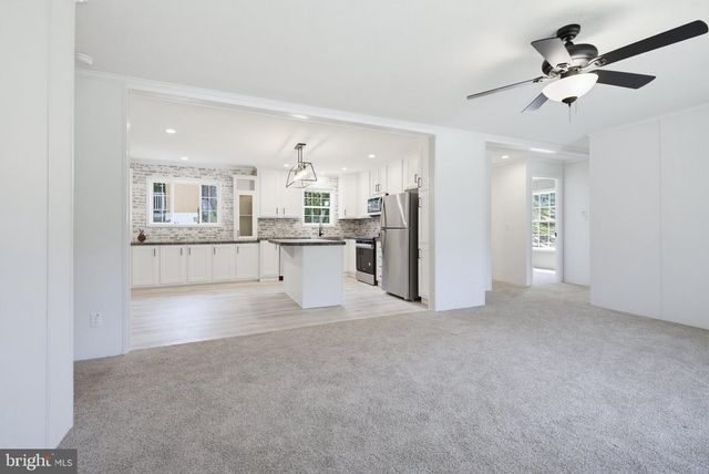 100 FAWN CIRCLE DR, Windsor, PA 17366