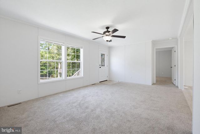 100 FAWN CIRCLE DR, Windsor, PA 17366