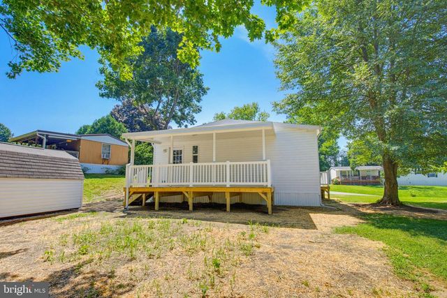 100 FAWN CIRCLE DR, Windsor, PA 17366