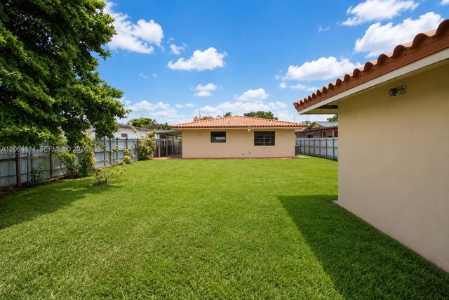 5170 NW 2nd St, Miami, FL 33126