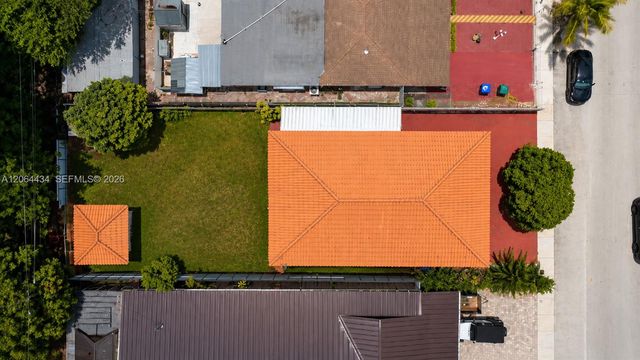 5170 NW 2nd St, Miami, FL 33126