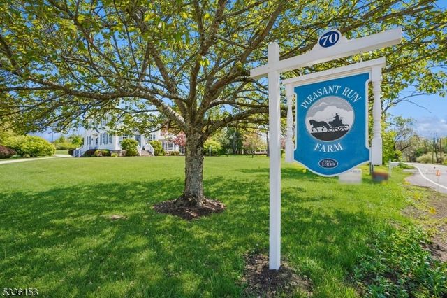 70 Pleasant Run Rd, Readington Twp., NJ 08822