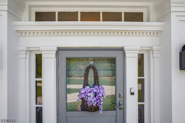 70 Pleasant Run Rd, Readington Twp., NJ 08822