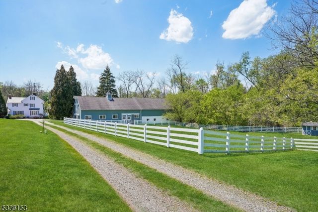 70 Pleasant Run Rd, Readington Twp., NJ 08822