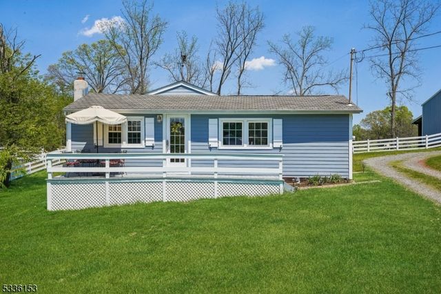 70 Pleasant Run Rd, Readington Twp., NJ 08822