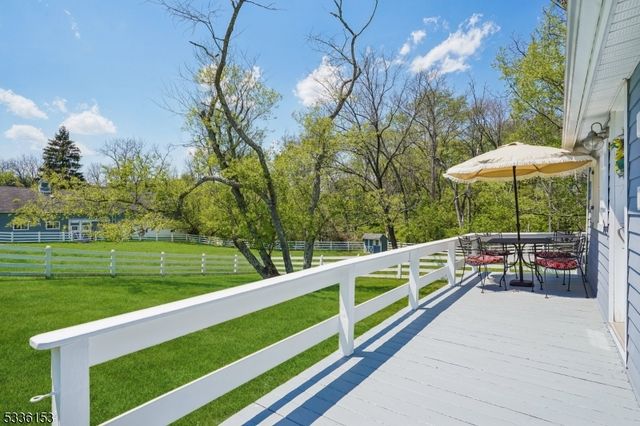 70 Pleasant Run Rd, Readington Twp., NJ 08822