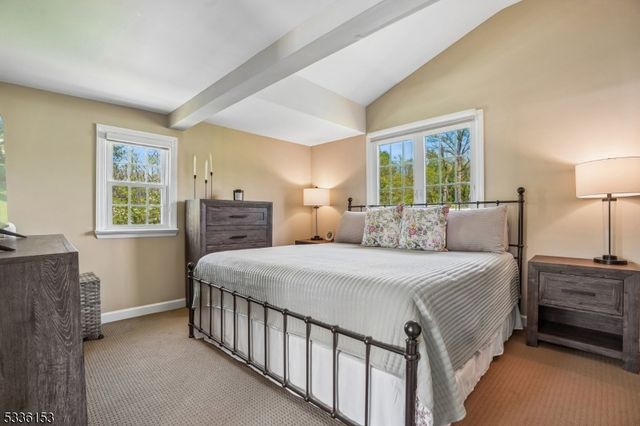 70 Pleasant Run Rd, Readington Twp., NJ 08822