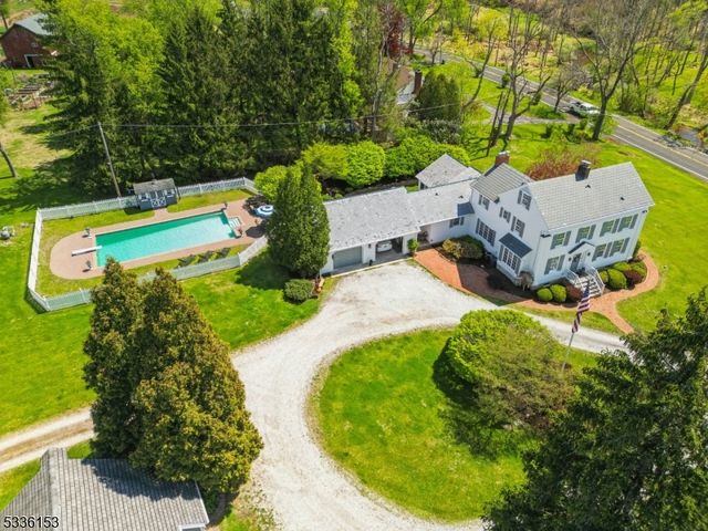 70 Pleasant Run Rd, Readington Twp., NJ 08822