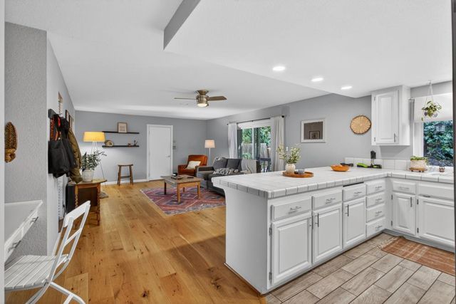 238 Jennifer Cir, Roseville, CA 95678