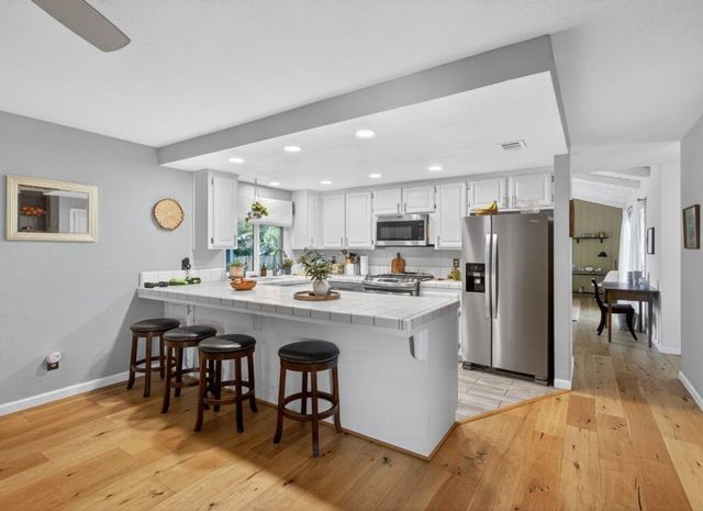 238 Jennifer Cir, Roseville, CA 95678