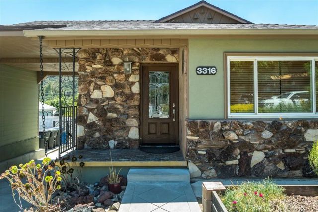 3316 Mills Avenue, La Crescenta, CA 91214
