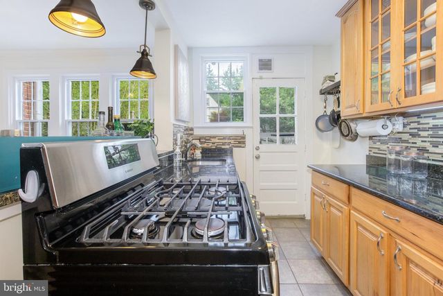 4443 GREENWICH PKWY NW, Washington, DC 20007