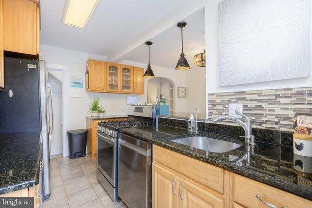 4443 GREENWICH PKWY NW, Washington, DC 20007