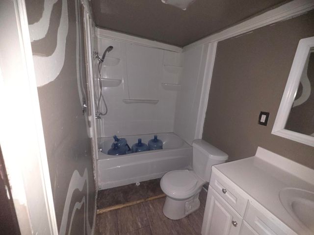 3500 E 35th Avenue, Lake Station, IN 46405