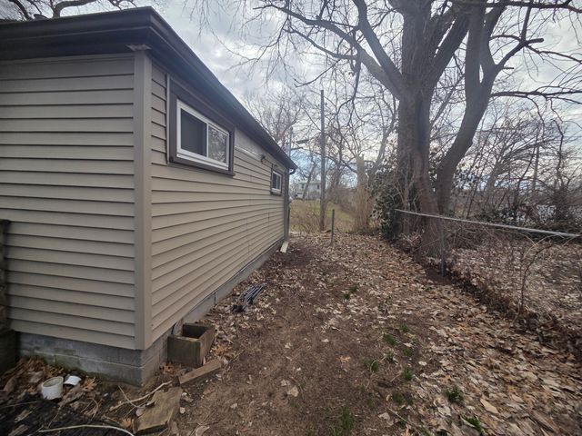 3500 E 35th Avenue, Lake Station, IN 46405