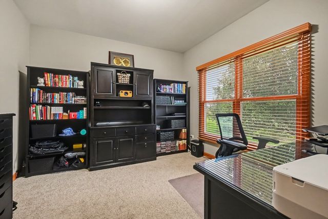 176 Amherst Circle, Oswego, IL 60543