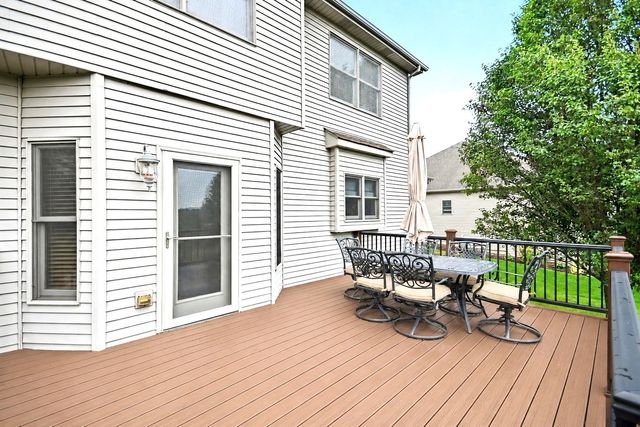 176 Amherst Circle, Oswego, IL 60543