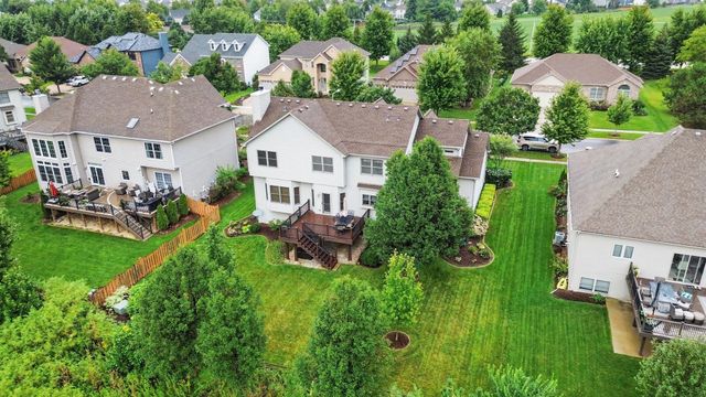 176 Amherst Circle, Oswego, IL 60543
