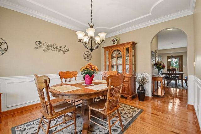 176 Amherst Circle, Oswego, IL 60543