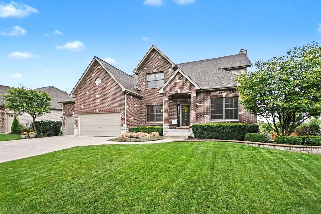 176 Amherst Circle, Oswego, IL 60543