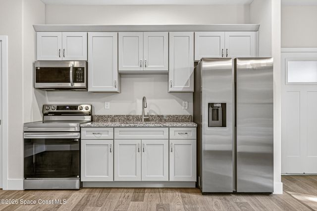 000 Hunter Lane Street, Malabar, FL 32950