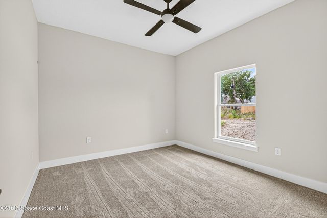 000 Hunter Lane Street, Malabar, FL 32950
