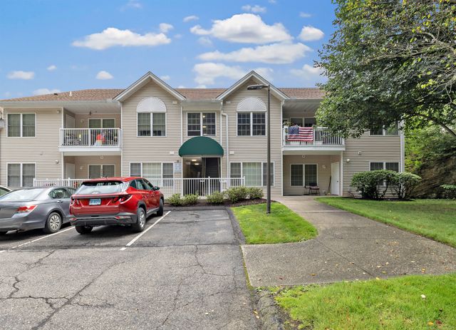 11211 Arganese Place 11211, Trumbull, CT 06611