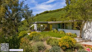 1531 N Tigertail Road, Los Angeles, CA 90049
